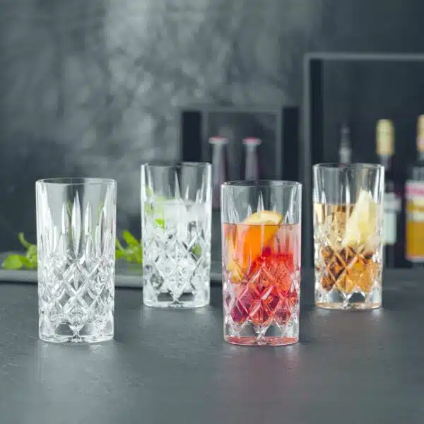 89208_91703_PR_Noblesse_Longdrink_02