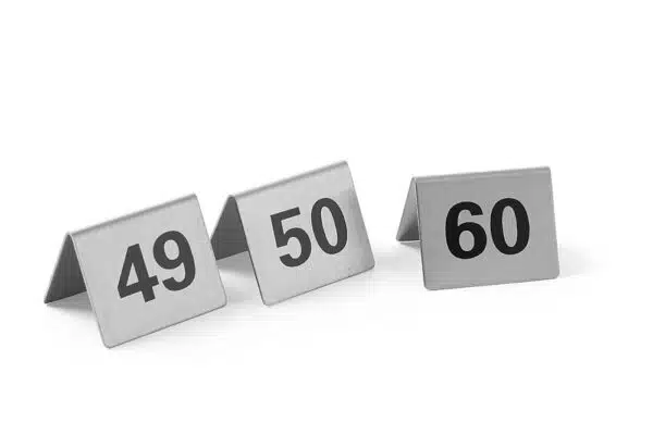 663882